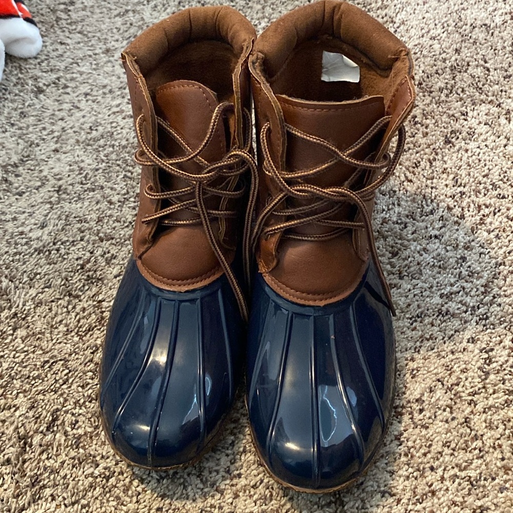 Jessica Carlyle Duck Boots